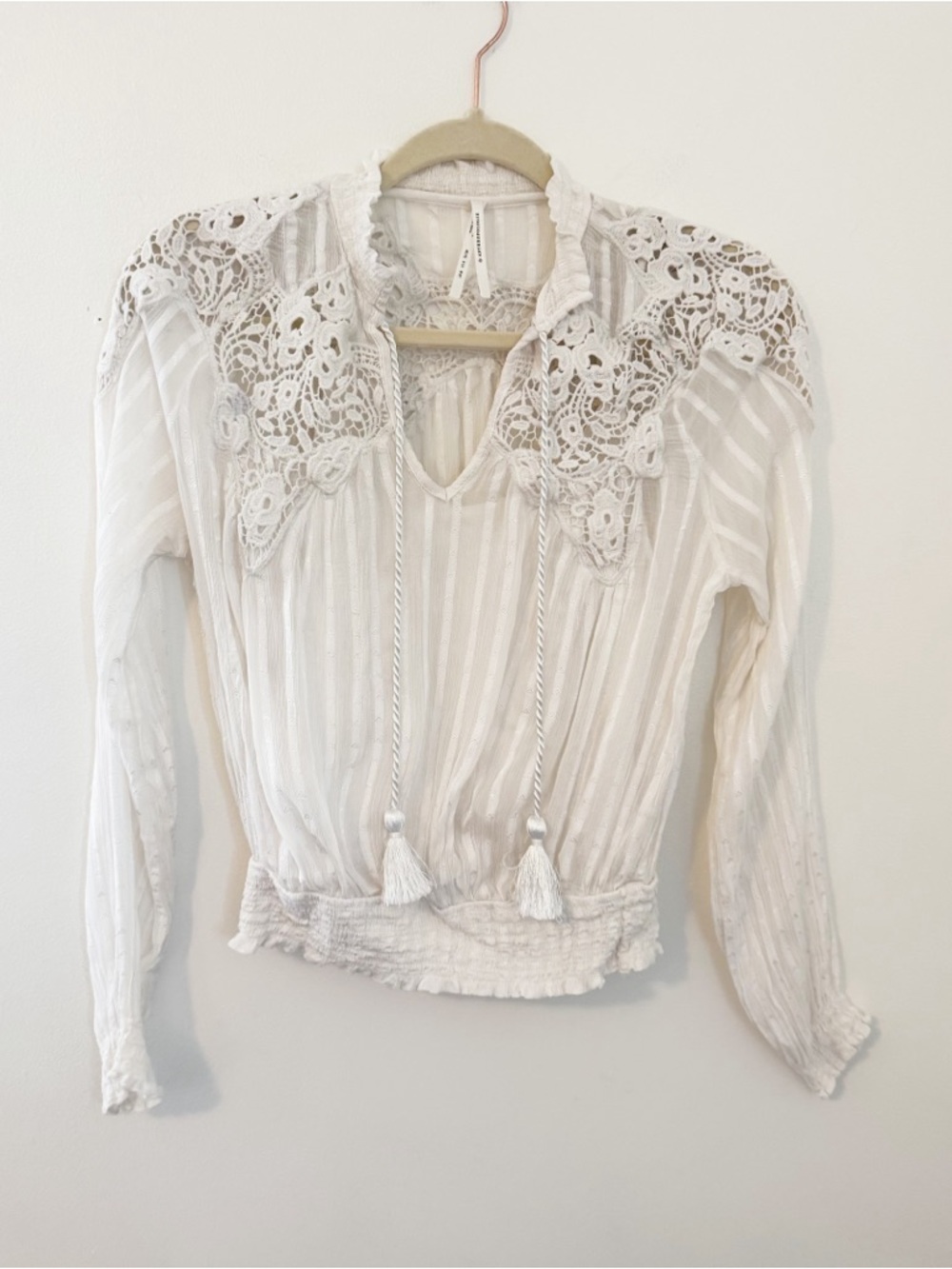 Delicate White Lace-Trim Peasant Blouse Anthropologie